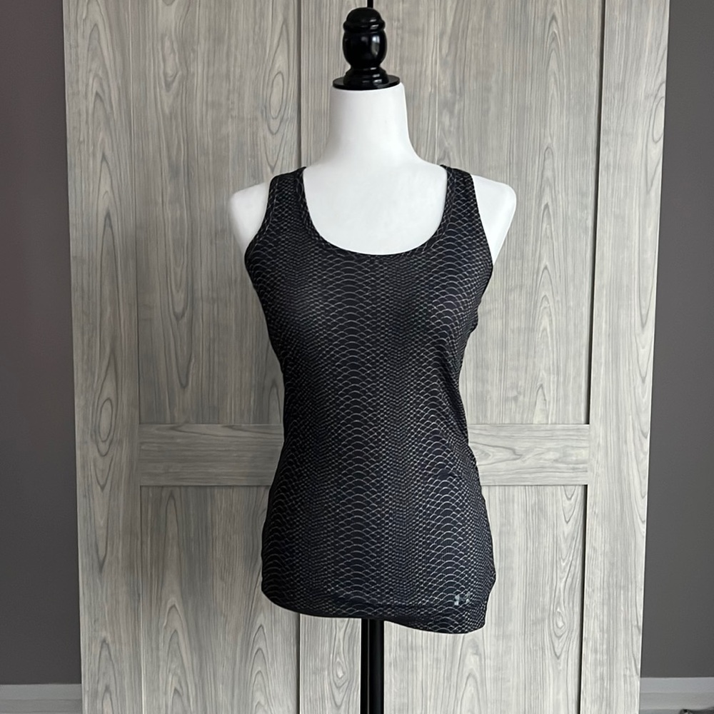 3 for $20 💜 UNDER ARMOUR tank top